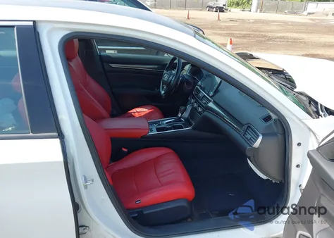 2022 Honda Accord Sport z USA, uszkodzony, nr VIN 1HGCV1F37NA009447